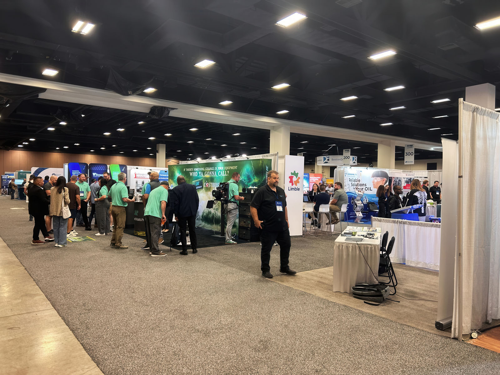 Exhibit area around DMSI booth